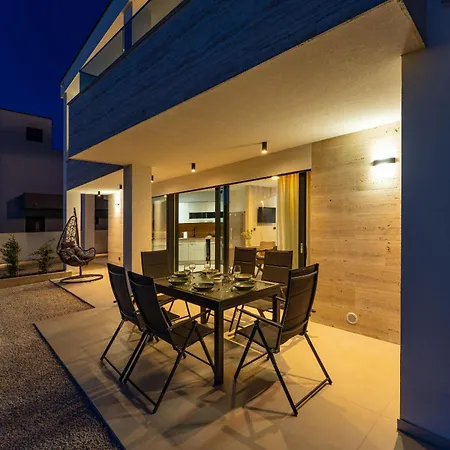 My Dalmatia - Lamag * ヴーシ